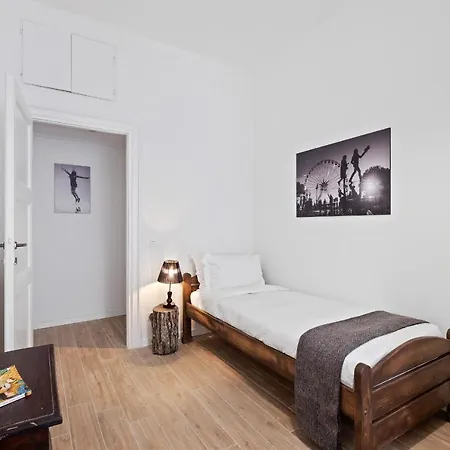 アパート Large And Bright 3 Bed Flat Near Piazza Del Popolo ローマ