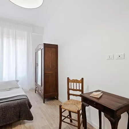 アパート Large And Bright 3 Bed Flat Near Piazza Del Popolo ローマ
