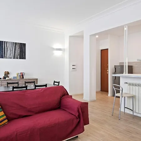 Large And Bright 3 Bed Flat Near Piazza Del Popolo